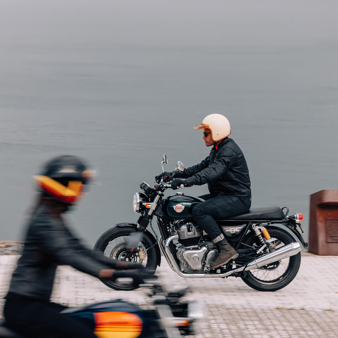 Interceptor 650 Gallery