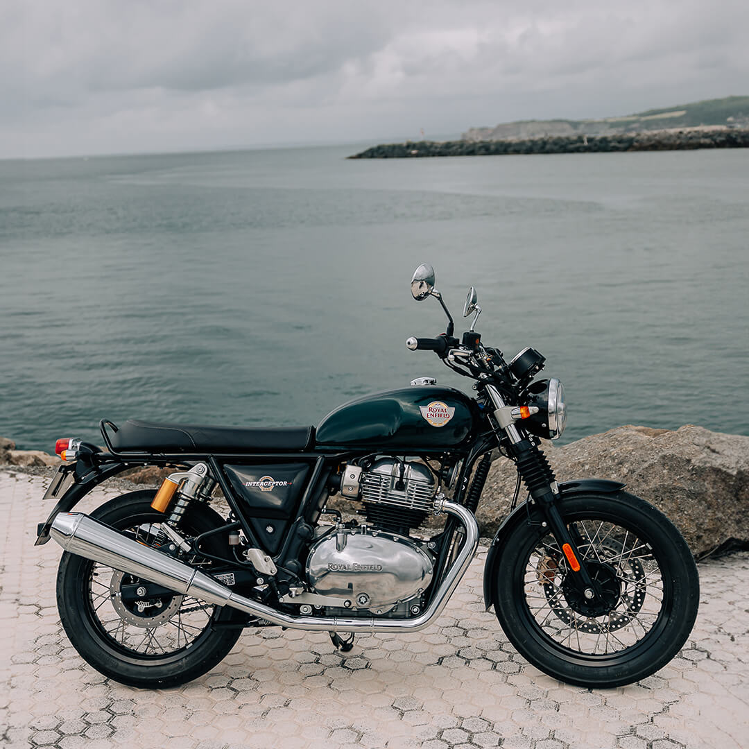 Interceptor 650 Gallery