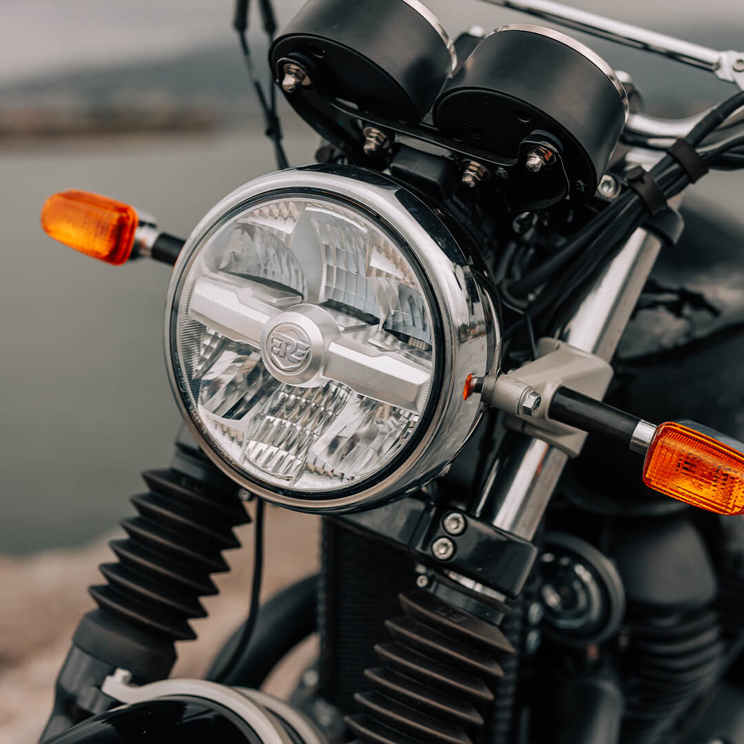 Interceptor 650 Gallery