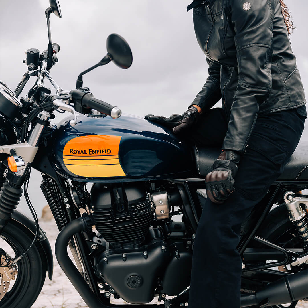 Interceptor 650 Gallery